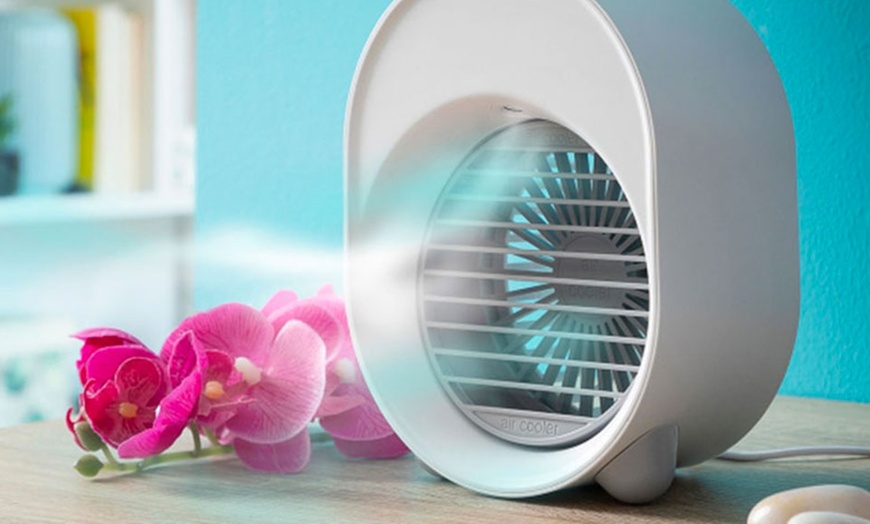 Image 2: Mini ventilateur Koolizer humidificateur d'InnovaGoods