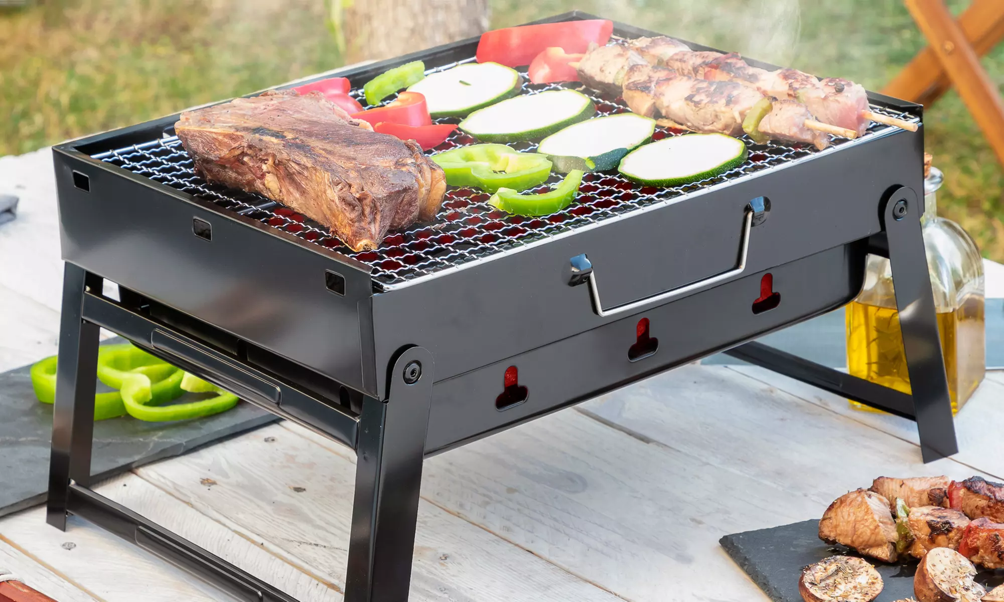 Barbecue de table pliable au charbon de bois InnovaGoods