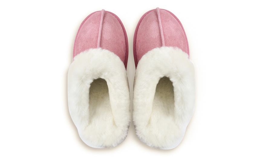 Image 14: Women's Islander Sheepskin Slippers