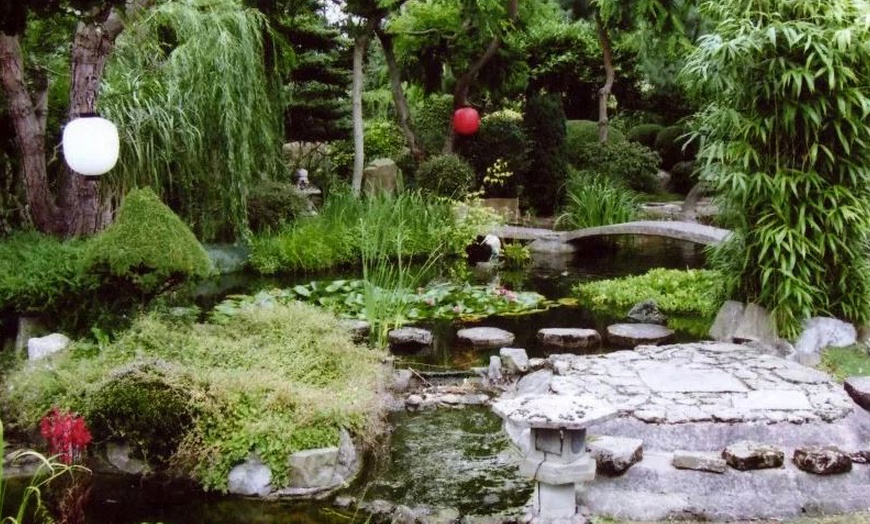 Image 6: Japanese Garden Admission for Two