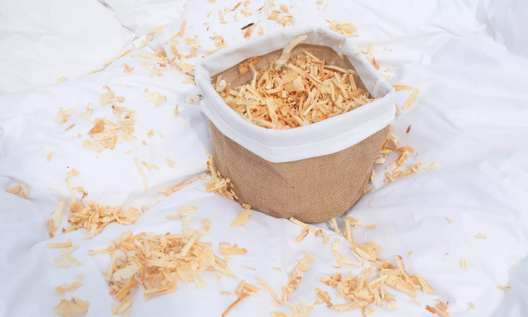 Feder- und Daunen-Kopfkissen mit Zirbenholz