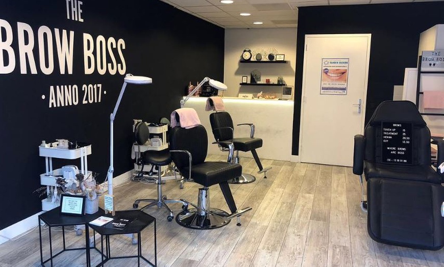 Image 2: Fabulous Brows: geef je wenkbrauwen een VIP-touch naar keuze