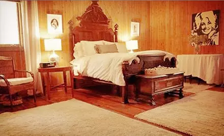 One-Night Stay with Winery Tour Sunday–Thursday or Friday–Saturday at Natchez Hills Bed & Breakfast (Up to 63% Off)  - Second Medium