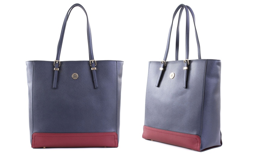 Image 11: Tommy Hilfiger Bag Selection