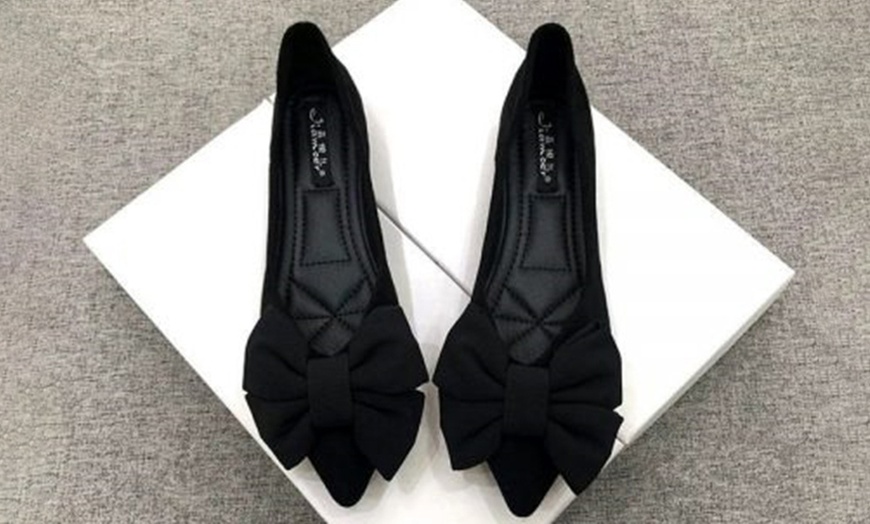 Image 4: Women's Pointy Toe Bow Detail Pump Shoes