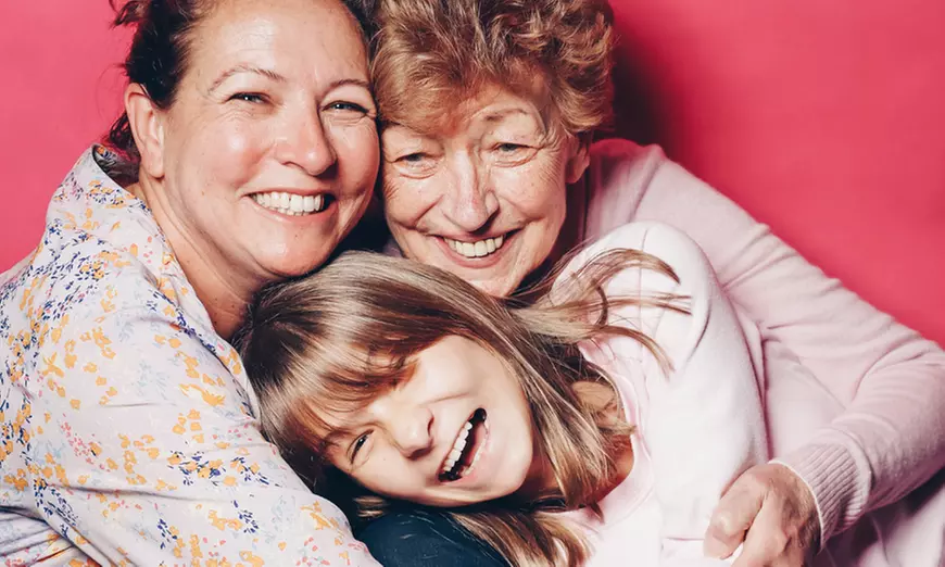 60 Min. Generationen Fotoshooting inkl. 2-5 Bildern + Geschenk