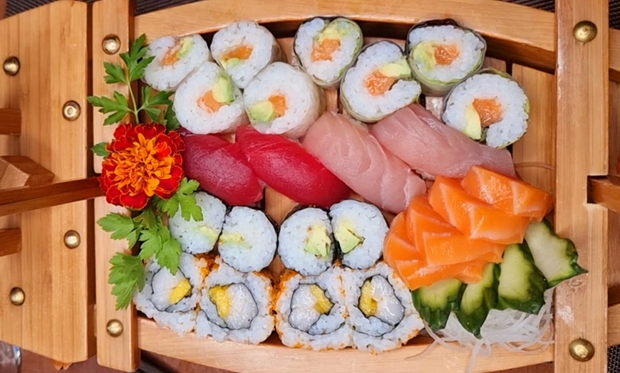 Image 1: Hasta 38% de dto. en Sushi en 44 Sushi Bar