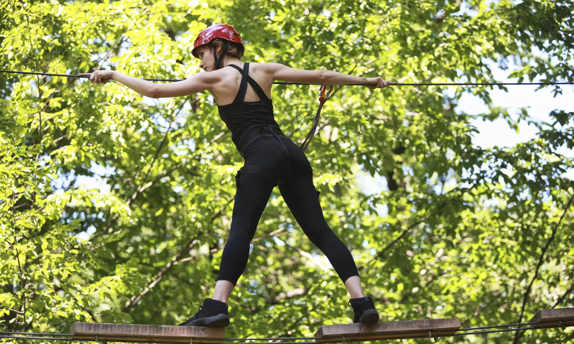 Accès journée enfant ou adulte à France Aventures Saint-Étienne - Primary Image