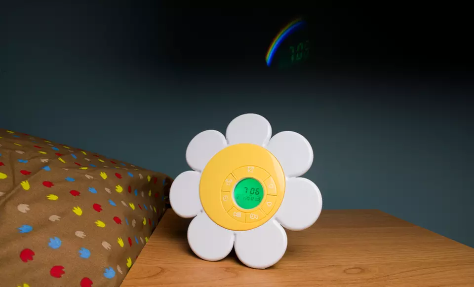 Discovery Kids Daisy Projection Alarm Clock - Primary Image