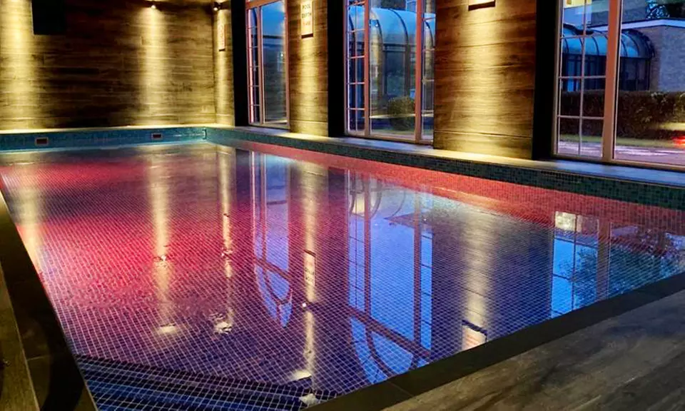 Darlington: Double or Twin Room w/ Breakfast & Optional Leisure Access