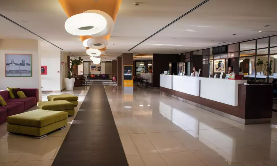 Messina 4*: soggiorno per 2, 3 o 4 persone in mezza pensione