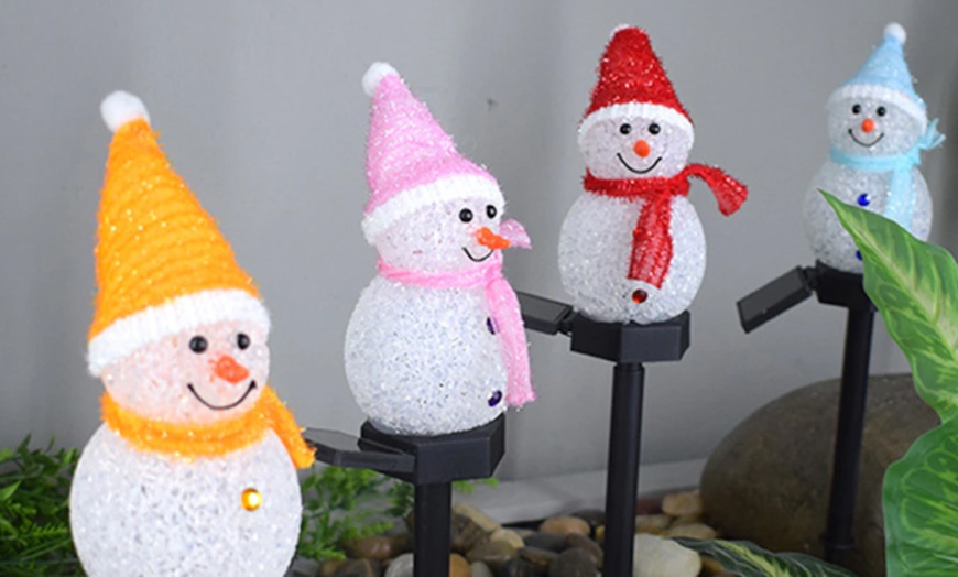 Image 5: Snowman Solar Light