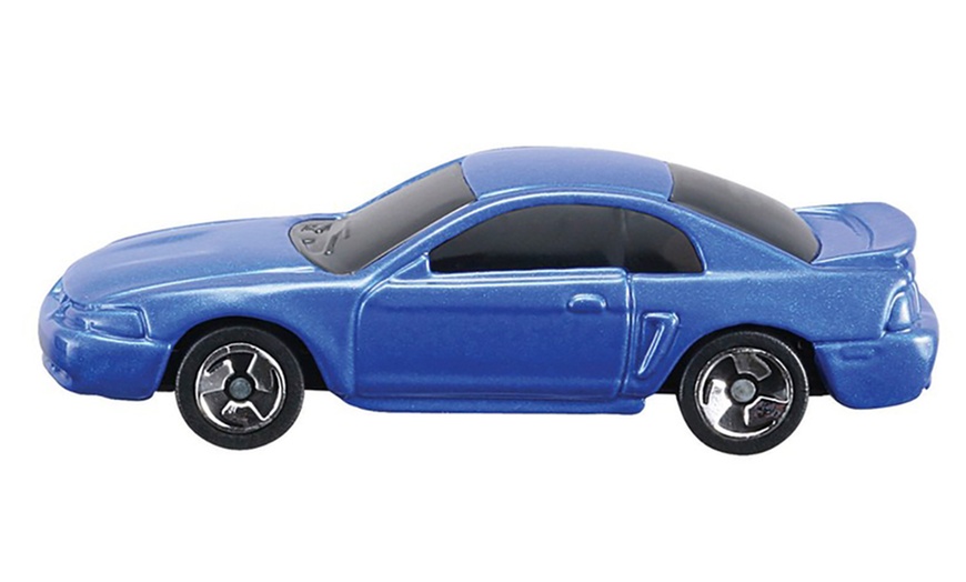 Image 7: Maisto Die-Cast Car Gift Set