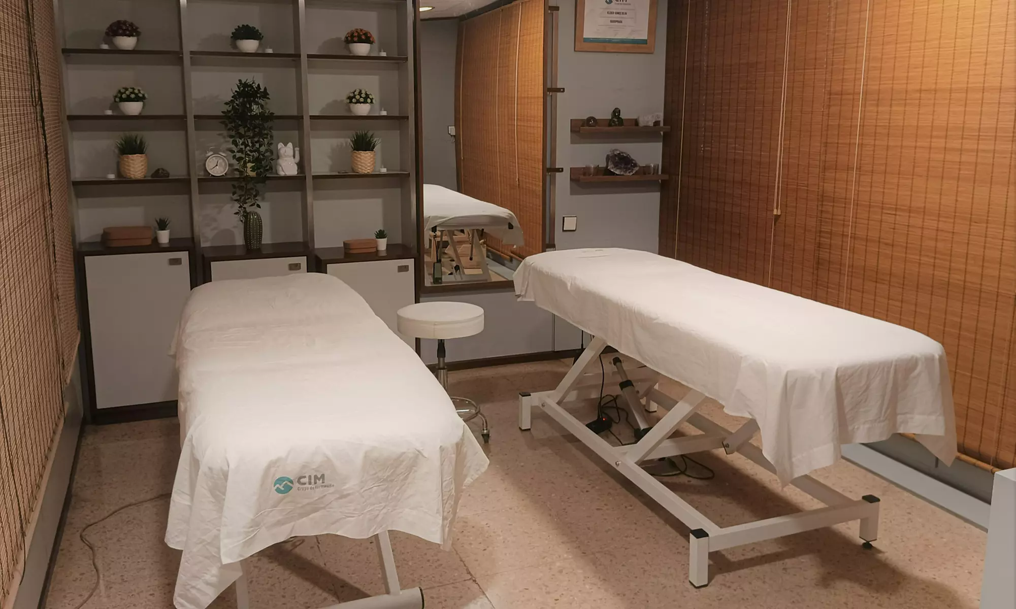 Revitaliza tu cuerpo con un masaje en pareja o a cuatro manos