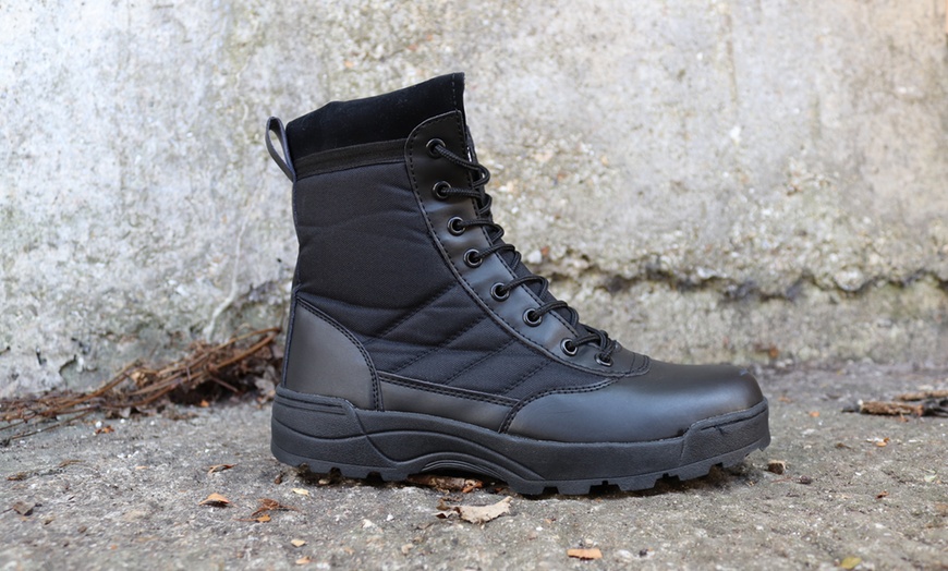 Image 5: Men's Military Style Boots