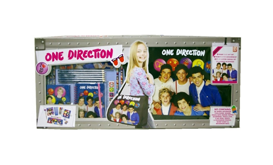 Image 8: One Direction Stationery Sets