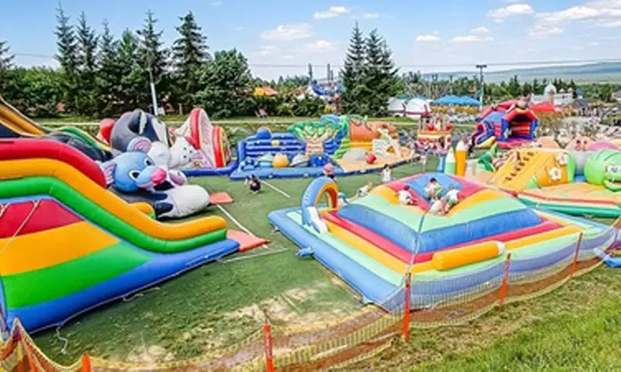 Rodzinny dzień pełen atrakcji: bilety do Parku Rozrywki Sabat Krajno