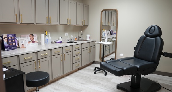 Experience rejuvenation with one vial of Sculptra
