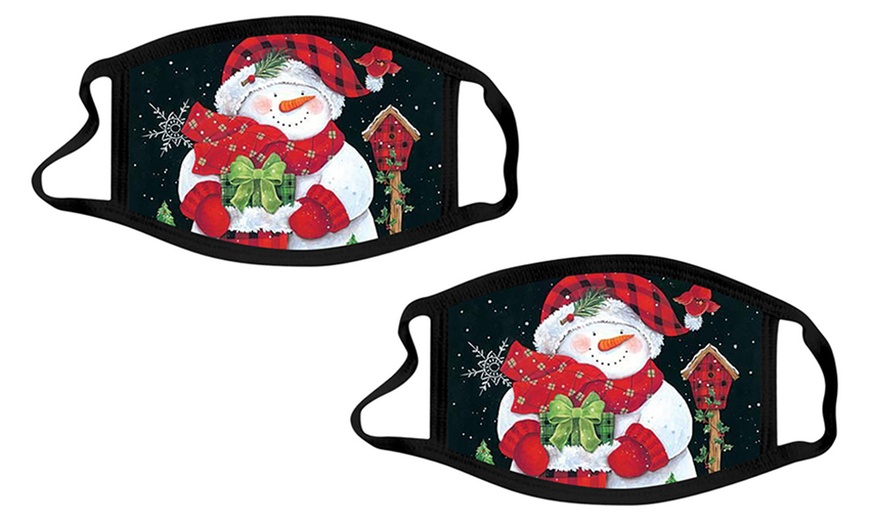 Image 8: Up to Six Adults' and Kids' Reusable Christmas-Themed Face Masks