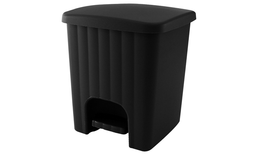 Image 4: 5L Pedal Bins