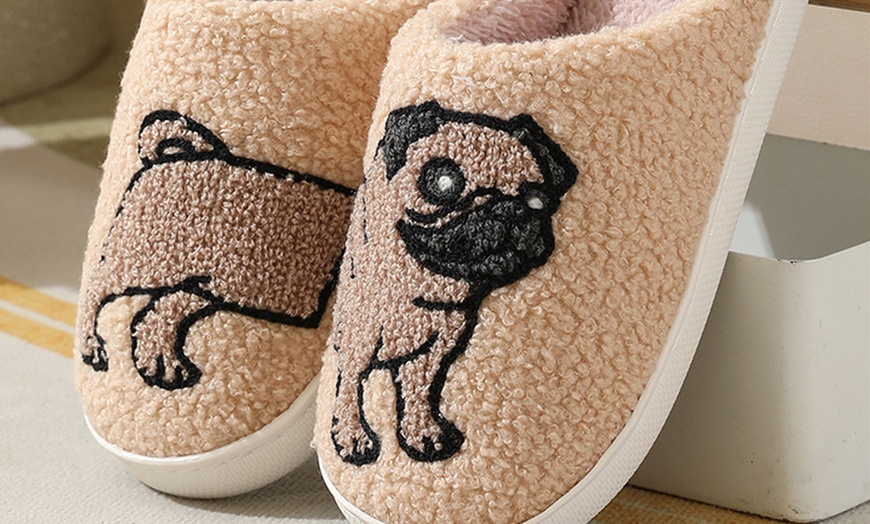 Image 7: Cartoon Animals Print Slippers 