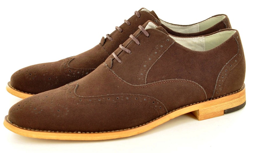 Image 1: Men's Faux Suede Brogue Shoes