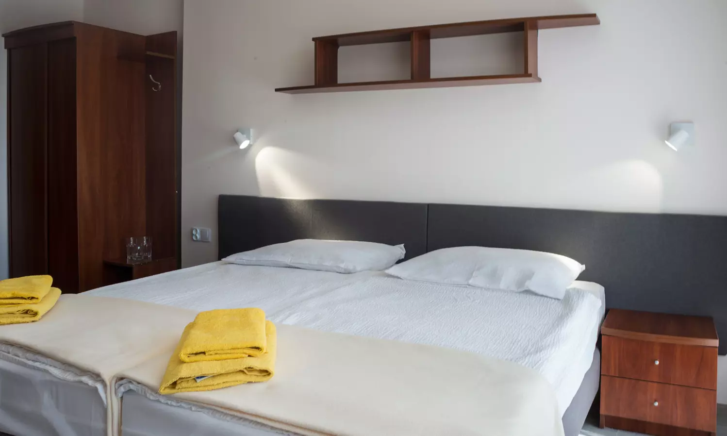 Ideal für Gruppen: Swinemünde: Zimmer für 1-4 Personen mit Verpflegung