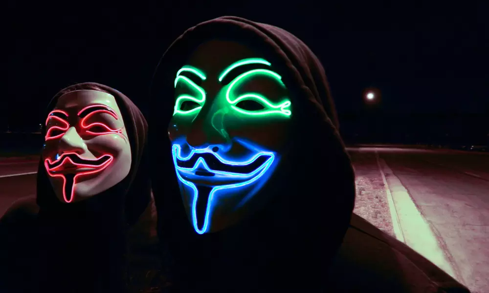 V for Vendetta Wireless Glowing LED Mask - Primary Image