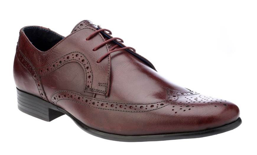 Image 16: Red Tape Men's Leather Shoes