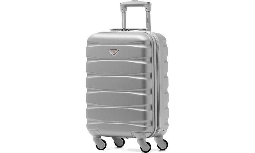 Image 25: Flight Knight Lightweight 4 Wheel Cabin Suitcase (Approved for 100+ Airlines)