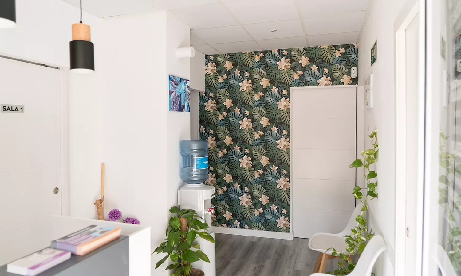 Masaje de 60 minutos a elegir entre maderoterapia, relajante o descontracturante y Bioptron para 1 persona - Image 3