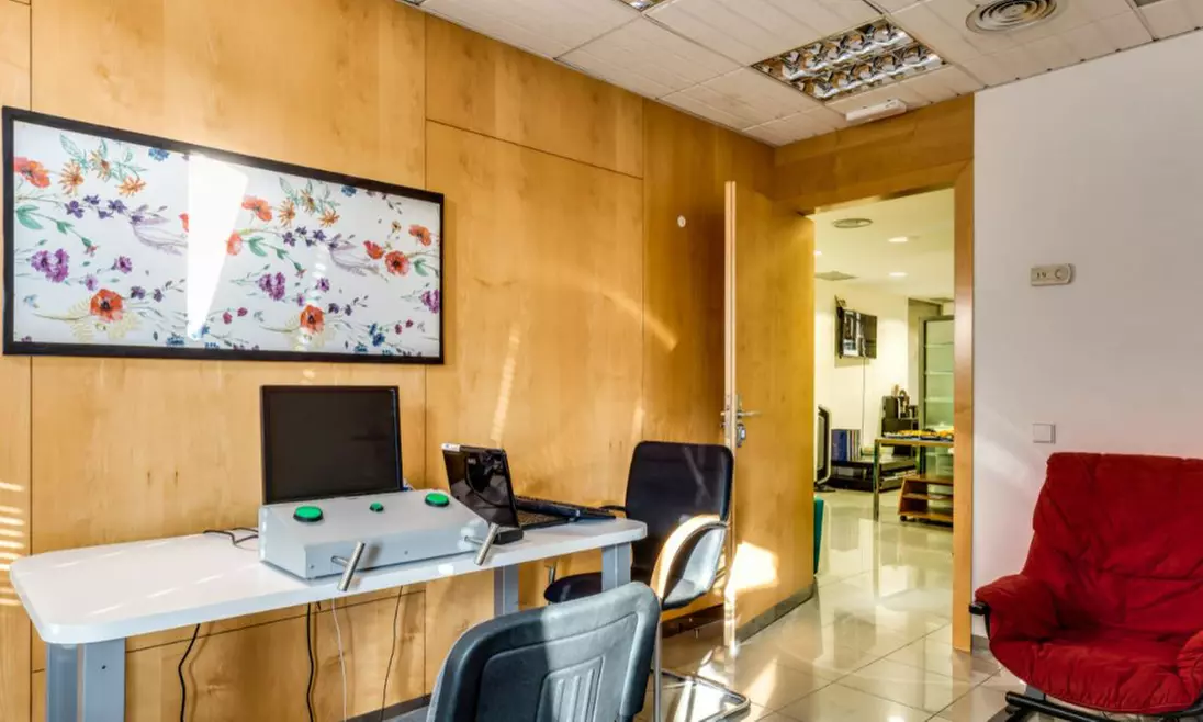 Peeling químico médico a elegir con mascarilla de ácido hialurónico