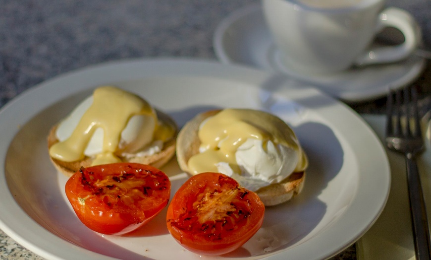 Image 8: York: 4* Double Room with Afternoon Tea