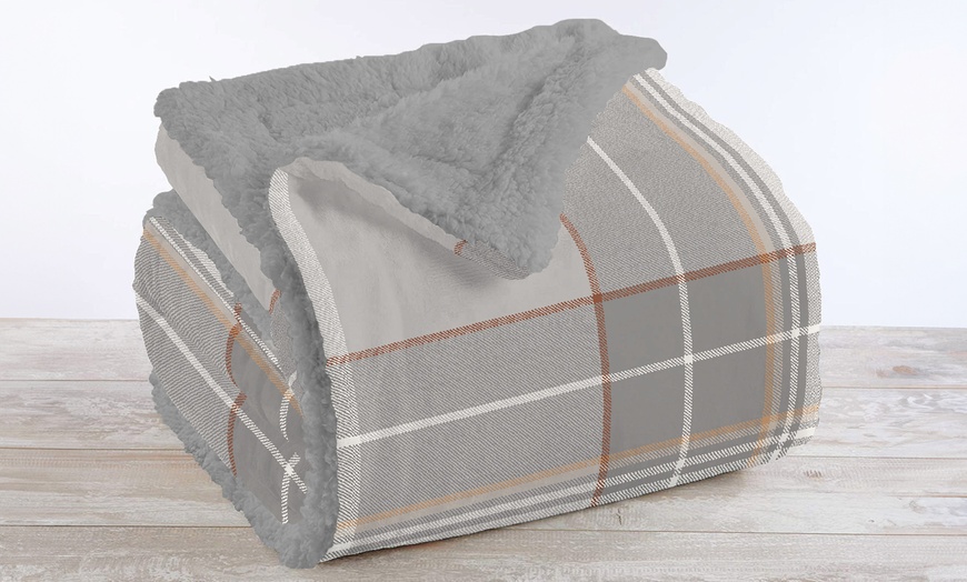 Image 3: Coperta in sherpa