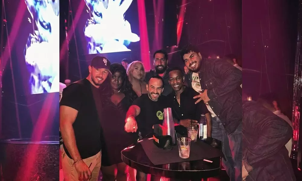 VIP Miami Pub Crawl For 1 Guest with 3 Bars & Club Entry