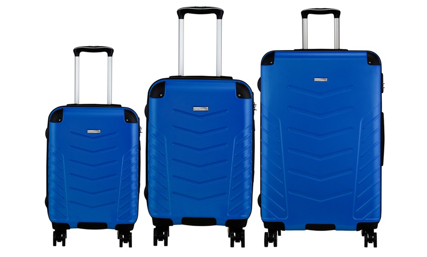 Image 8: Set of Three Luggage Suitcases