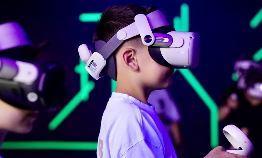 Image 6: Join the Virtual Hero Experience Up to 10 Players