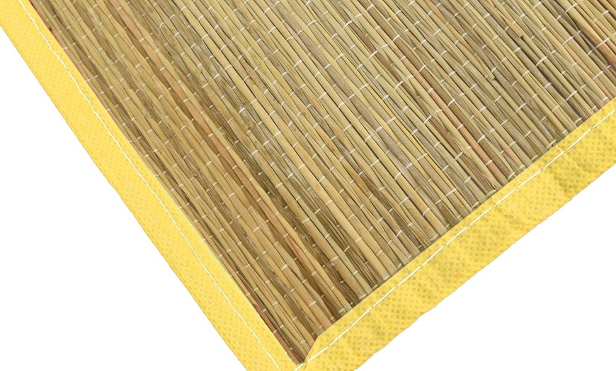 Image 13: Straw Beach Mat