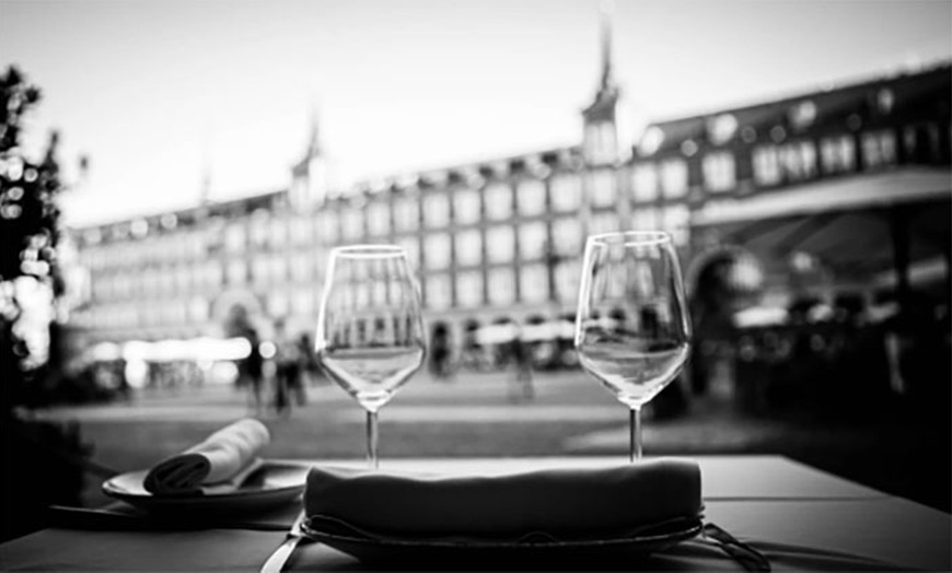 Image 7: Cocina tradicional española para 2 personas en Restaurante Arrabal