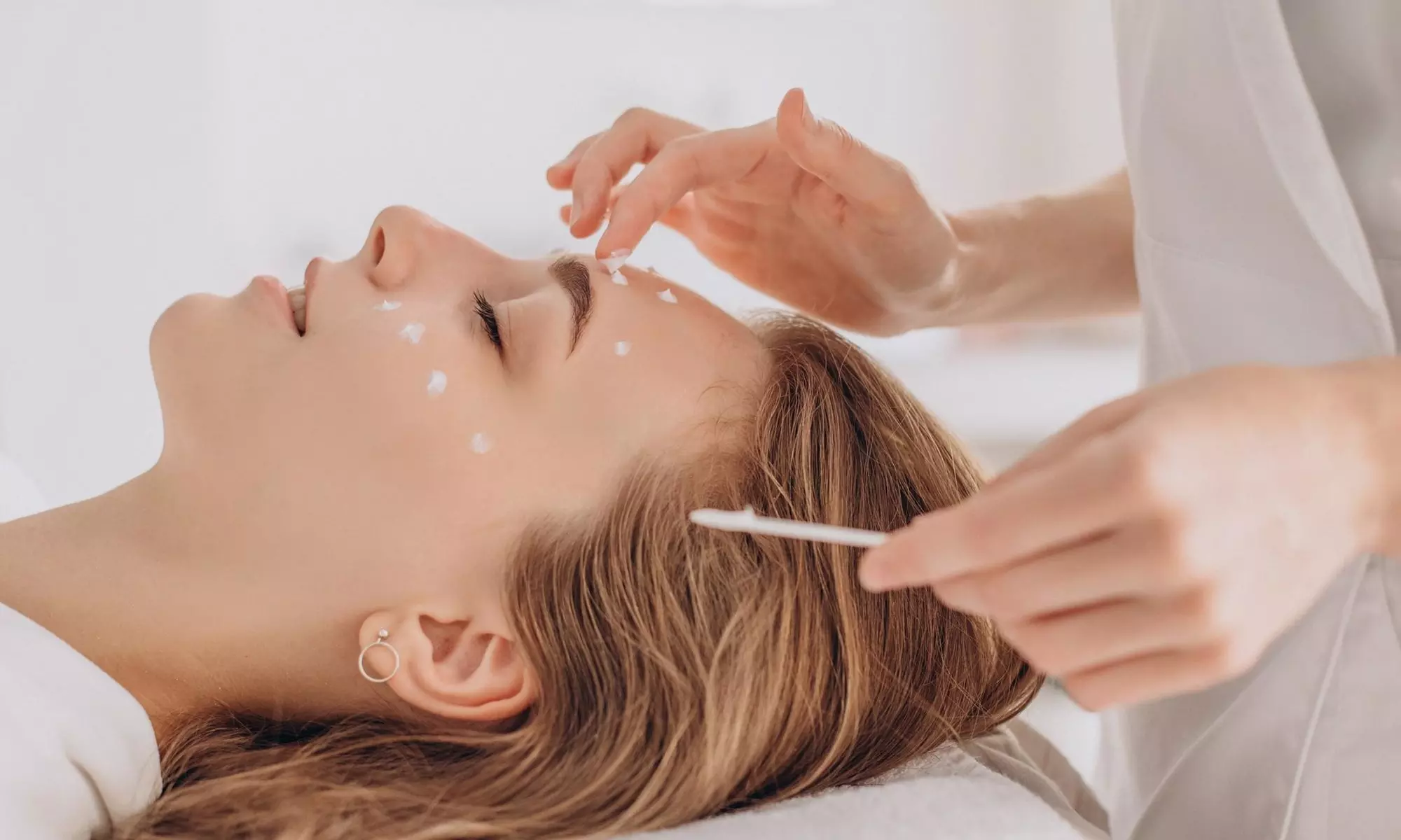 Wrinkle Reduction for 1 or 2 areas or 1.0 ml Filler for Lip/Cheek/Chin