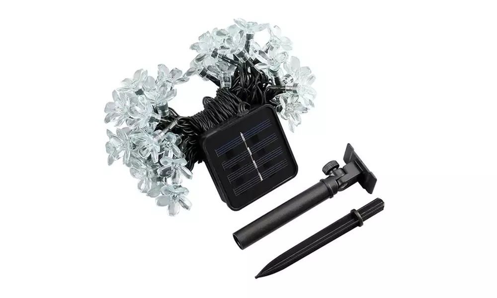 1 o 2 stringhe con 50 luci a LED a forma di fiori di ciliegio