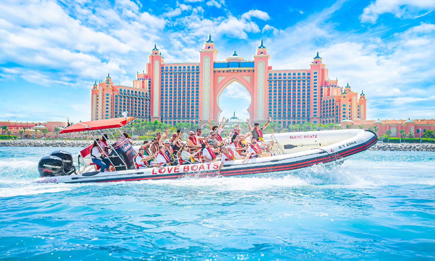 90-min Sightseeing Speedboat Cruise With Photo Stops, Music, & More
