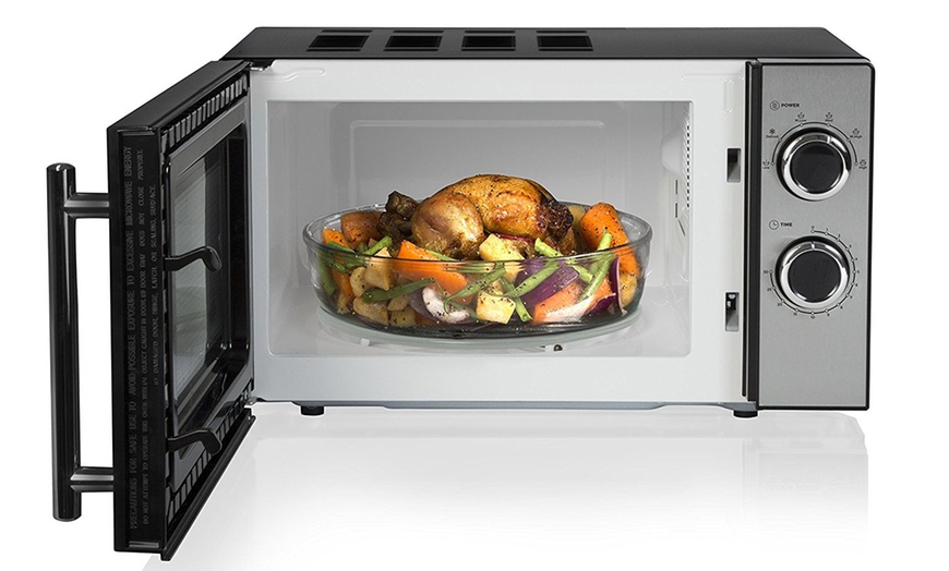 Image 3: Tower 800W Microwave