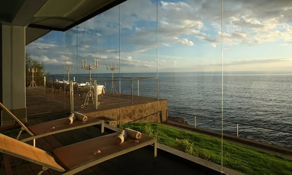 Circuito Thalasso y piscina privada con vistas al mar para 2 personas