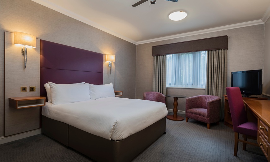 Image 5: QHotels Norwich: Double/Twin Room w/ Breakfast and Dinner Credit