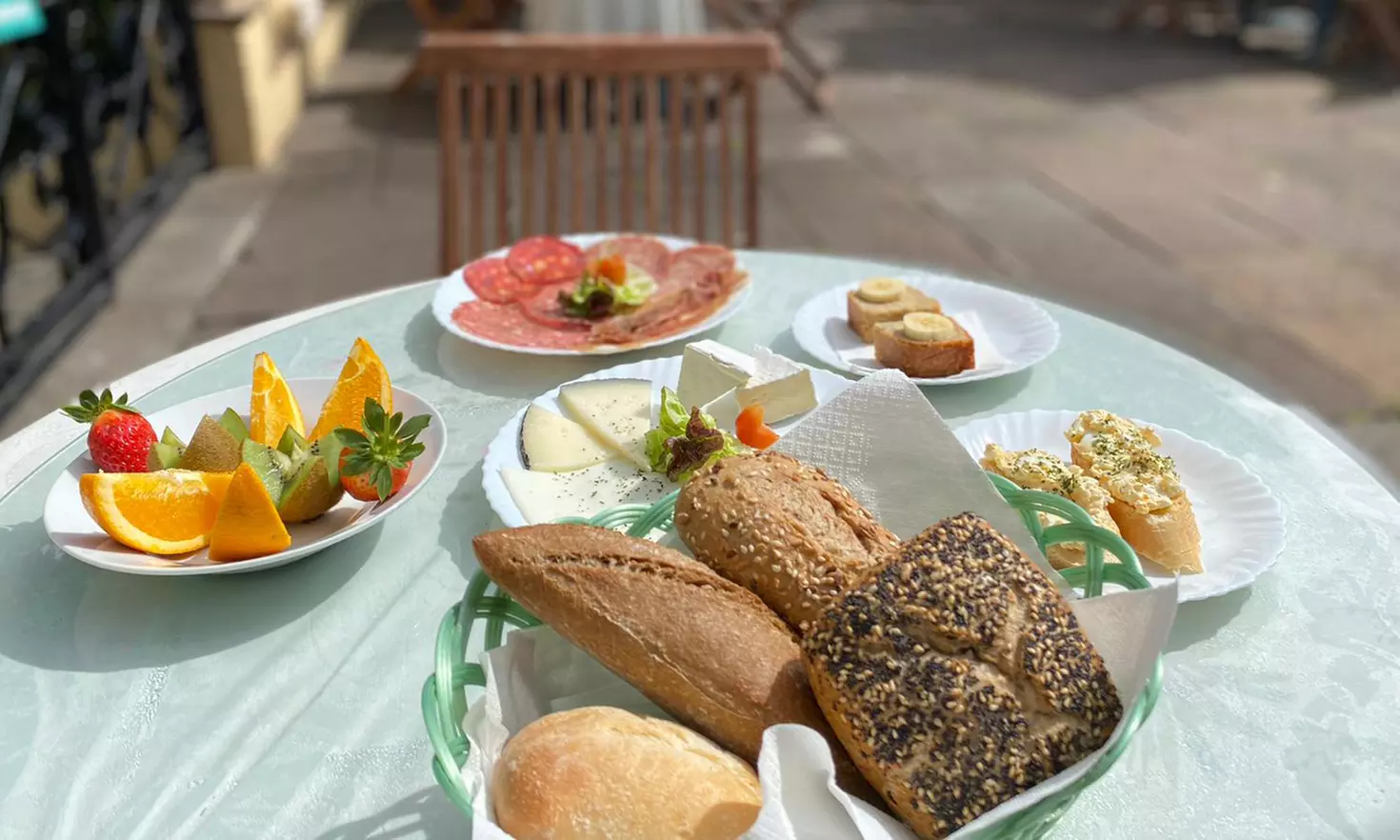 Entrada al orquidario y brunch en Café Orquidea