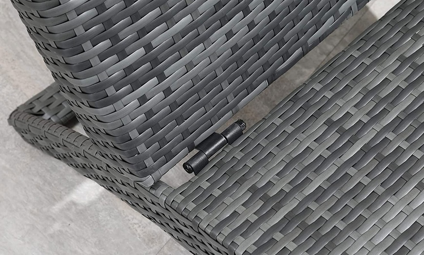 Image 16: Outsunny Rattan Sun Lounger in choice of colours 