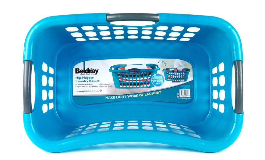 Image 7: Beldray Hip Hugger Laundry Basket