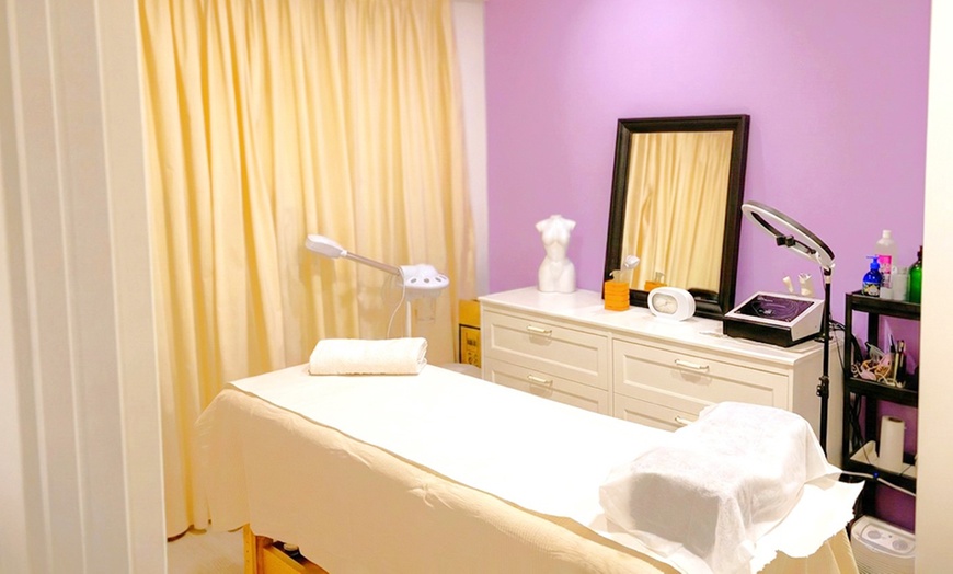 Image 6: 1 o 2 sesiones de microlifting facial con vitaminas con Dermapen