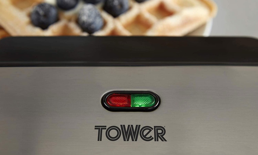 Image 3: Tower Deep Fill Waffle Maker